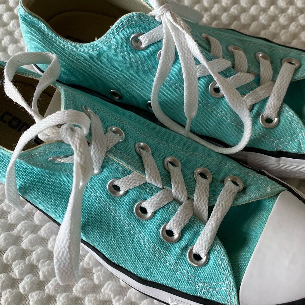 Converse Shoes - Picture 2 of 4